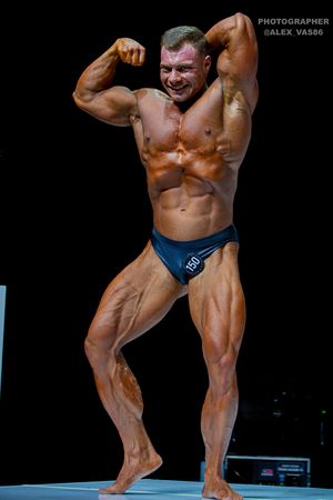 СLASSIC PHYSIQUE НОВИЧКИ